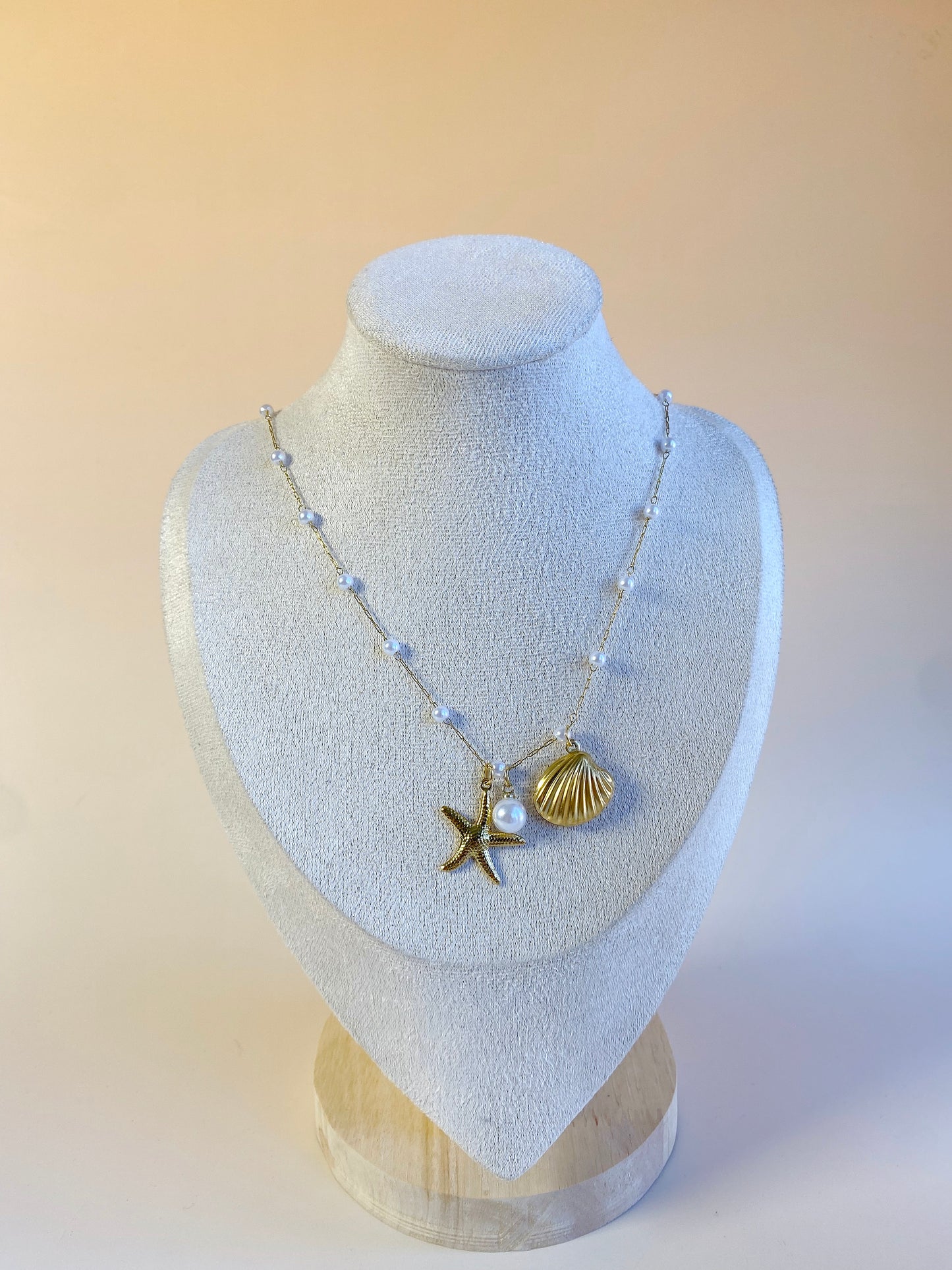 Pearl seashell charms