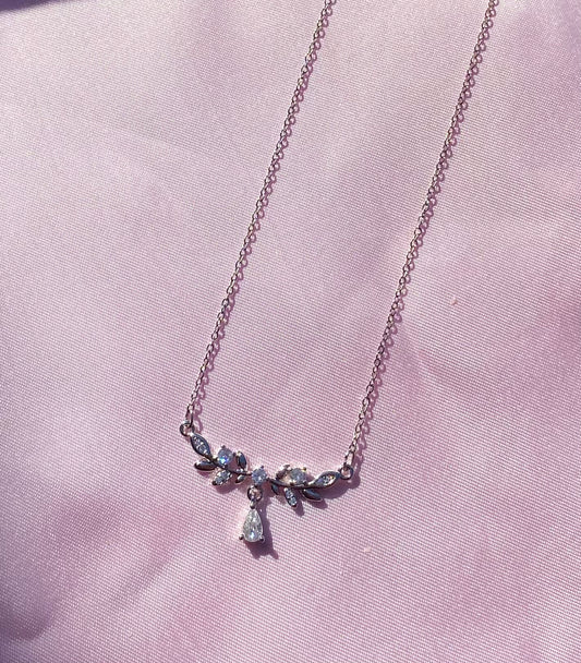 Silver crystal drop